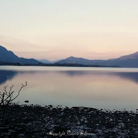 Holiday Luxury By Lakes 펜션