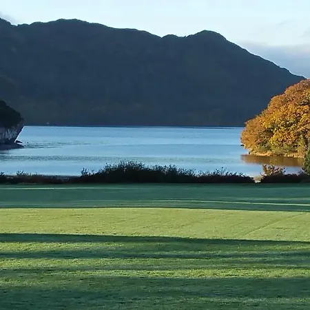 Holiday Luxury By Lakes 펜션