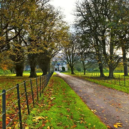 Holiday Luxury By Lakes